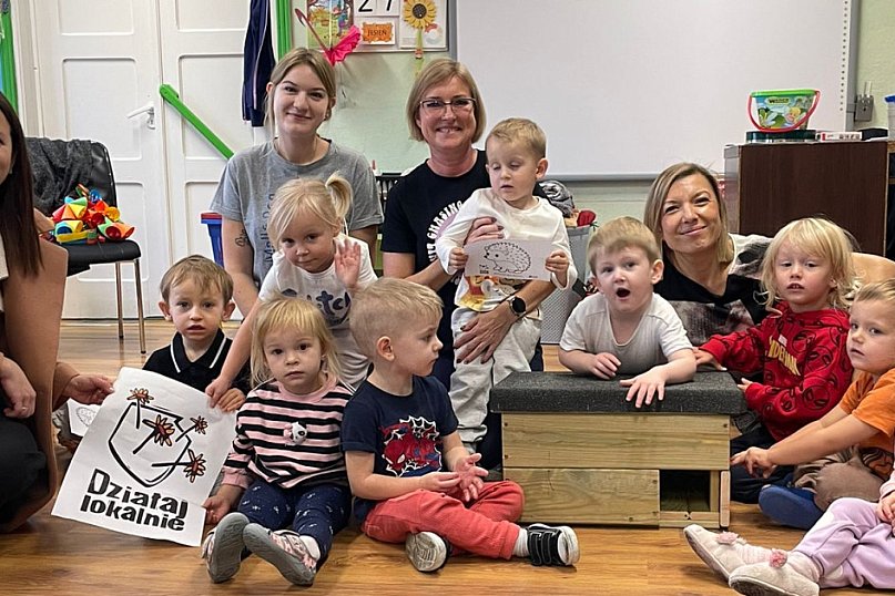 Nasze domki dla jeży i owadów znalazły swoje miejsca