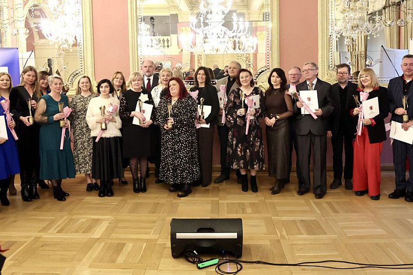 Stalowe Anioły rozdane