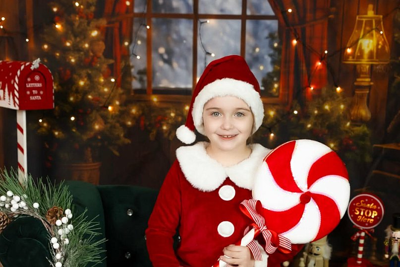 Kreatywnie i świątecznie w klubie "Młodzi dla młodych"