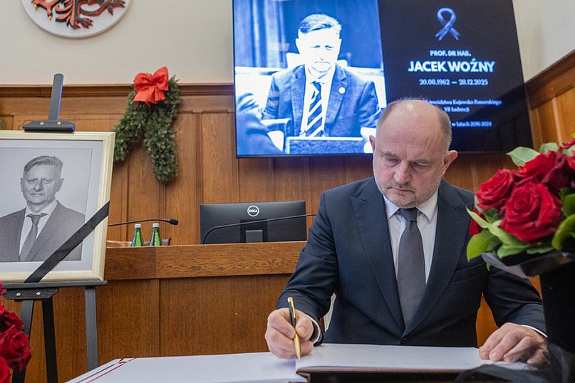 Sejmik i zarząd województwa żegnają prof. Jacka Woźnego