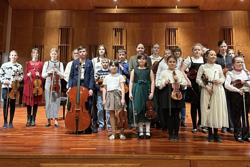 Koncert smyczkowy w szkole muzycznej