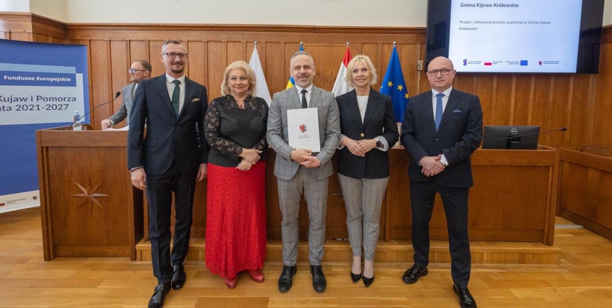Nowe umowy w FEdKP: ekologia, przestrzeń publiczna, tereny inwestycyjne, edukacja