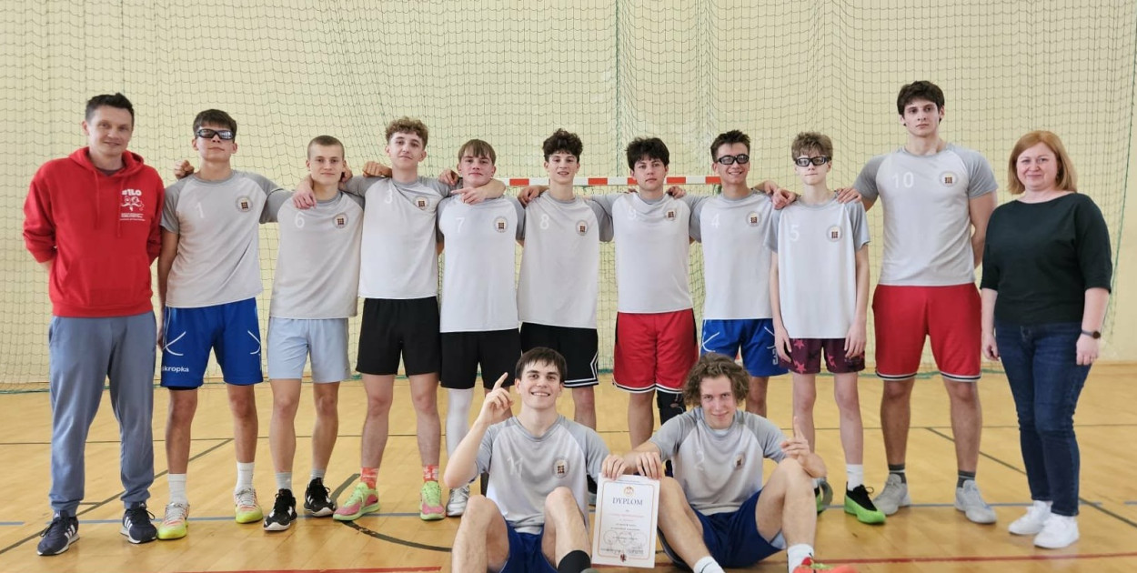 I LO Chełmno w półfinale. 20 punktów Oliwiera Zawadzkiego