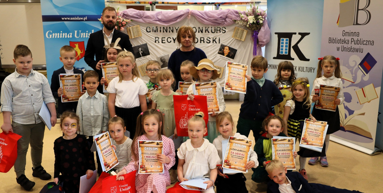 Zmierzyli się w recytacji wierszy