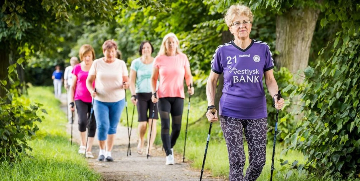 Z energią i pasją w klubach seniora