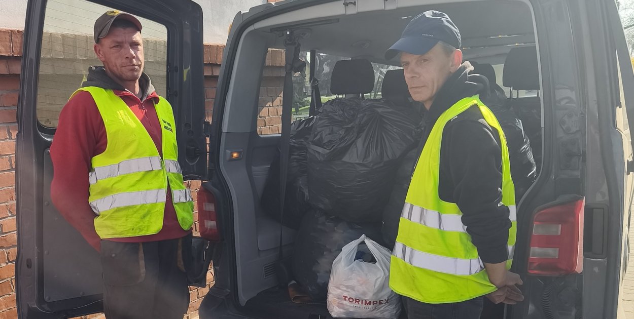 Pomagamy nakrętkami